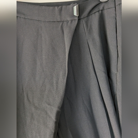 WHBM Black Tapered Ankle Pant, Faux Wrap Waist, Size 4, NWT - Picture 2 of 7